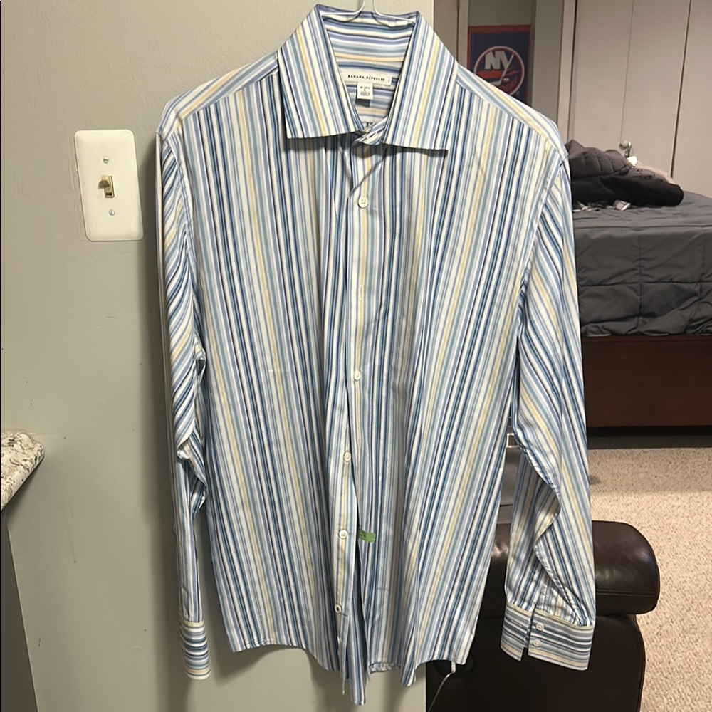 Banana Republic Blue and White Striped Dress Shirt